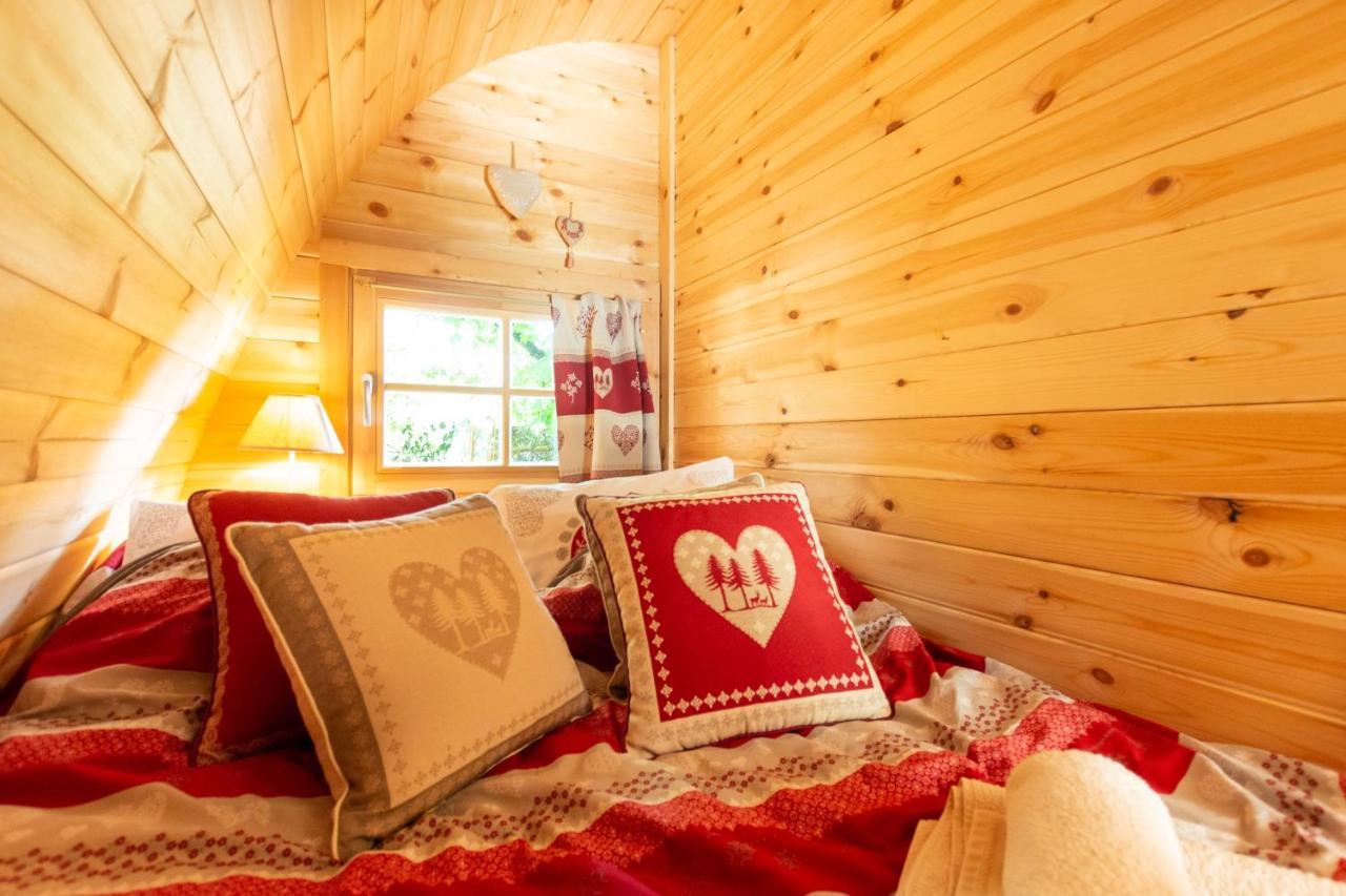 Cabane En Bois Avec Bain Nordique Asnieres-sur-Vegre Εξωτερικό φωτογραφία